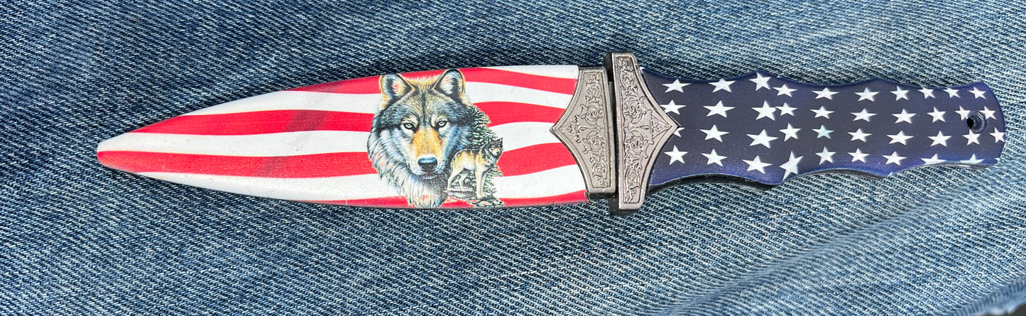 Stars and Stripes Boot Knife w wolf