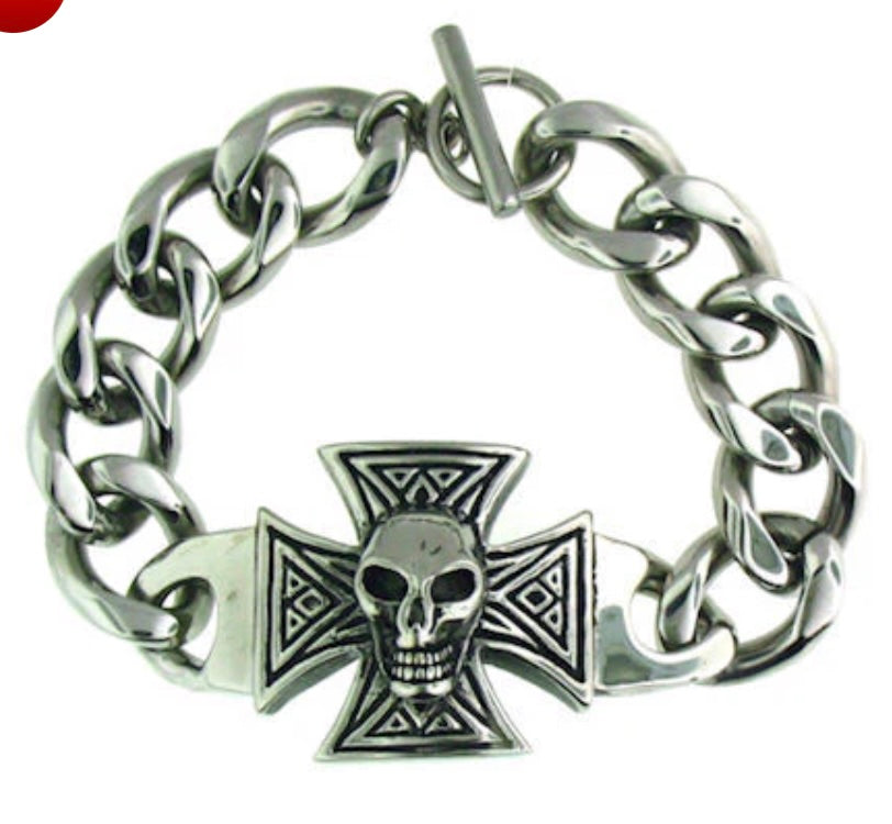 Maltese cross bracelet with skull